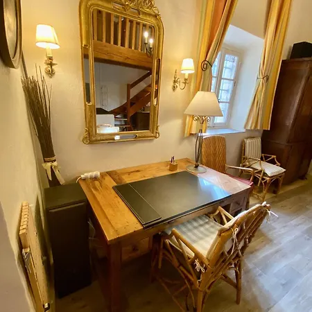 Farm stay Mas De Veroncle, Piscine Et Quietude A *