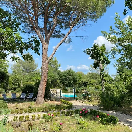 Mas De Veroncle, Piscine Et Quietude A Farm stay *