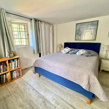 Farm stay Mas De Veroncle, Piscine Et Quietude A Gordes